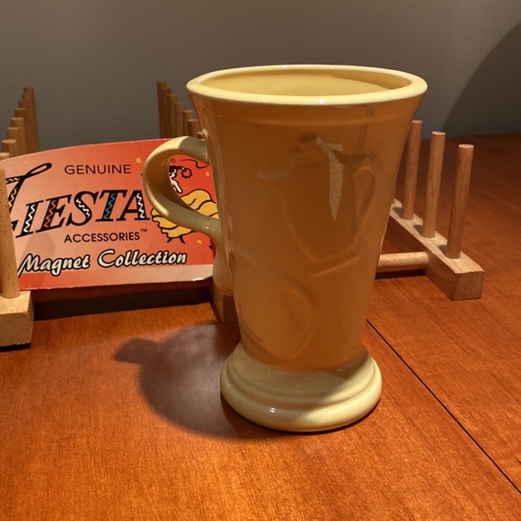 Fiestaware latte cup in yellow that was retired in 2002. Perfect condition - Picture 2 of 5